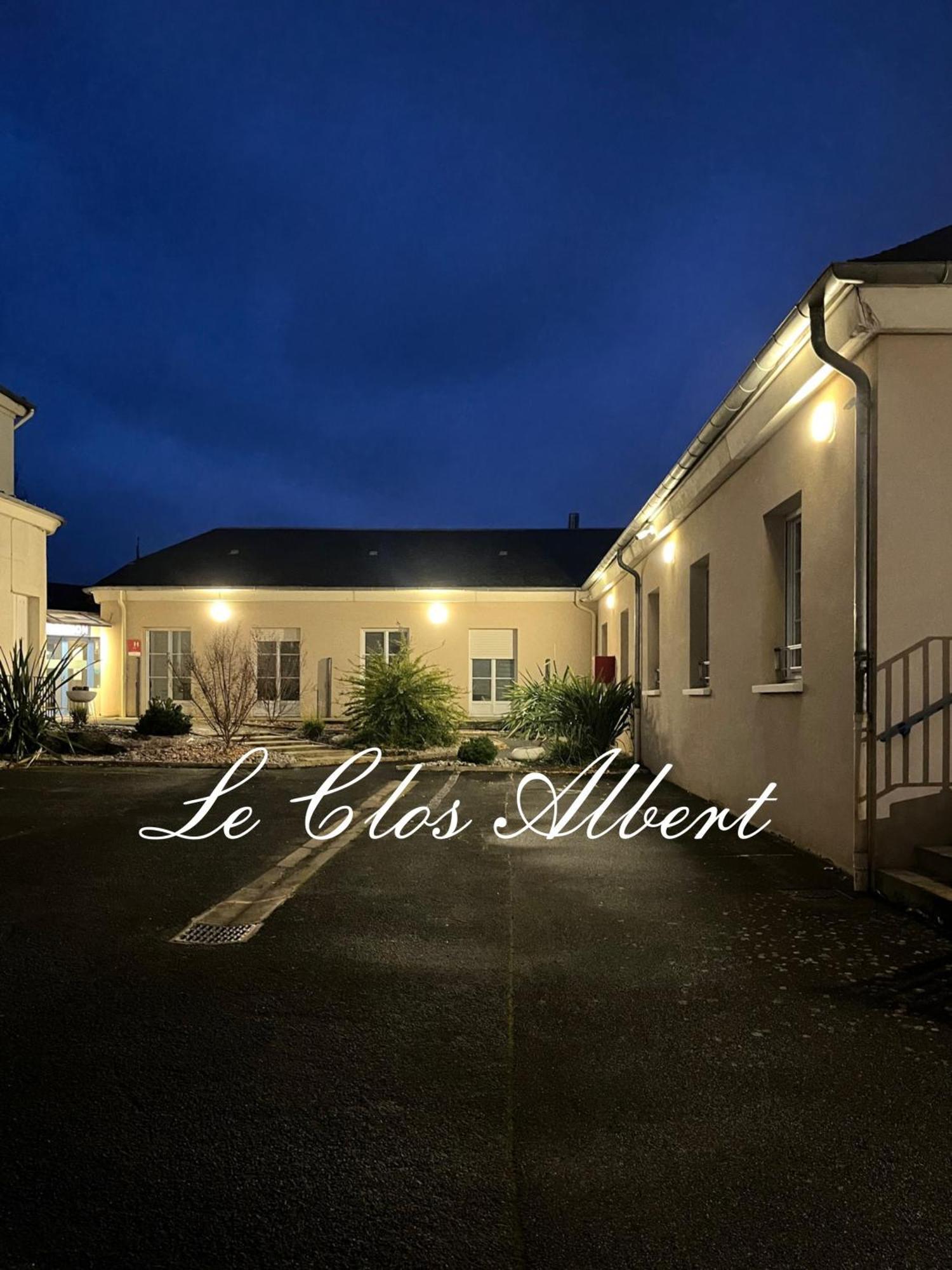 Le Clos Albert Loudun Exteriör bild