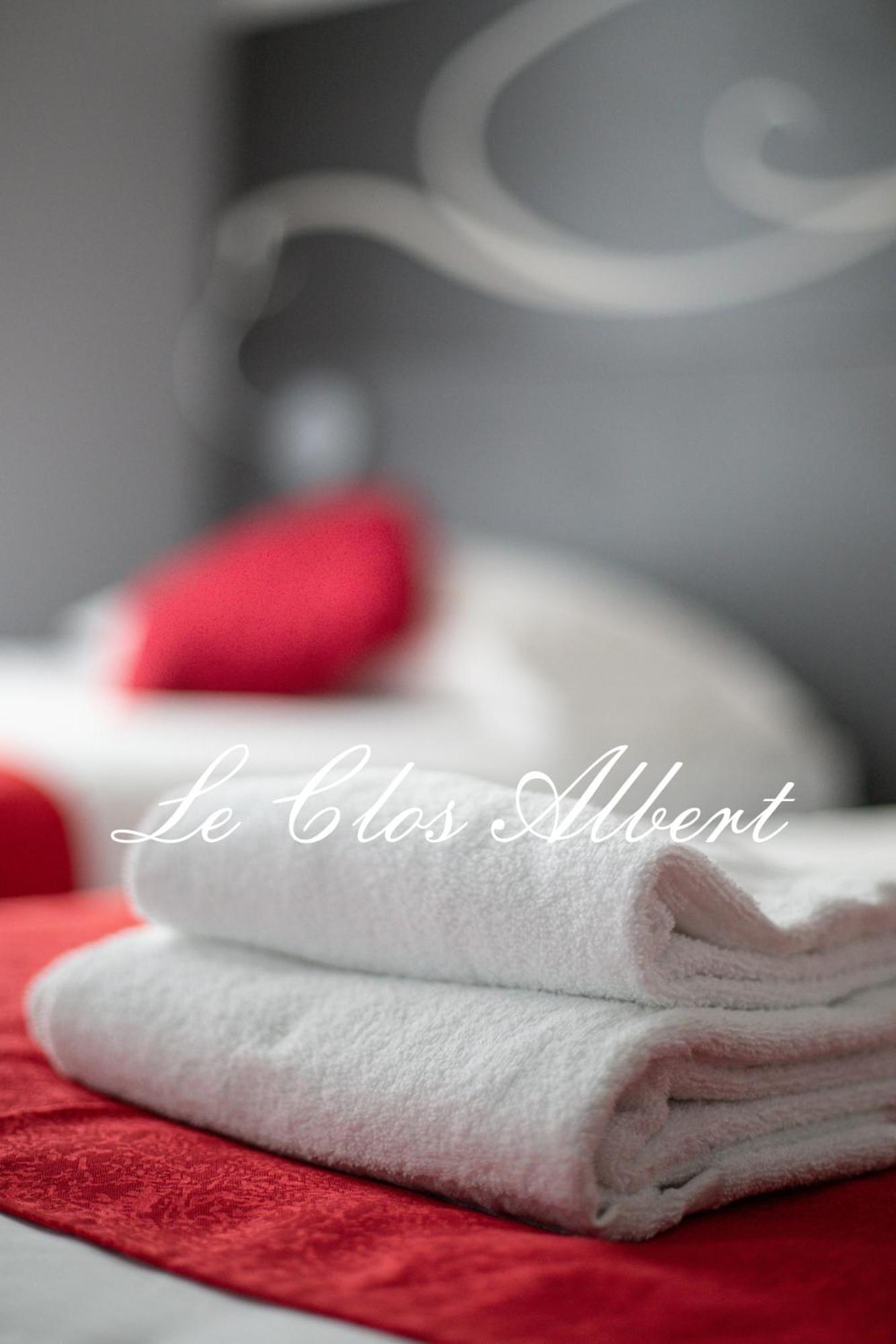 Le Clos Albert Loudun Exteriör bild