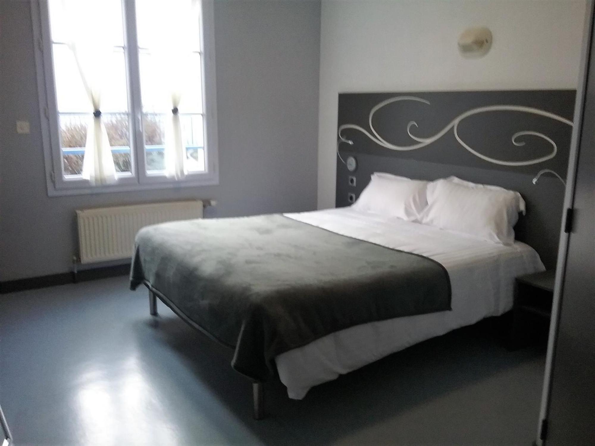 Le Clos Albert Loudun Rum bild