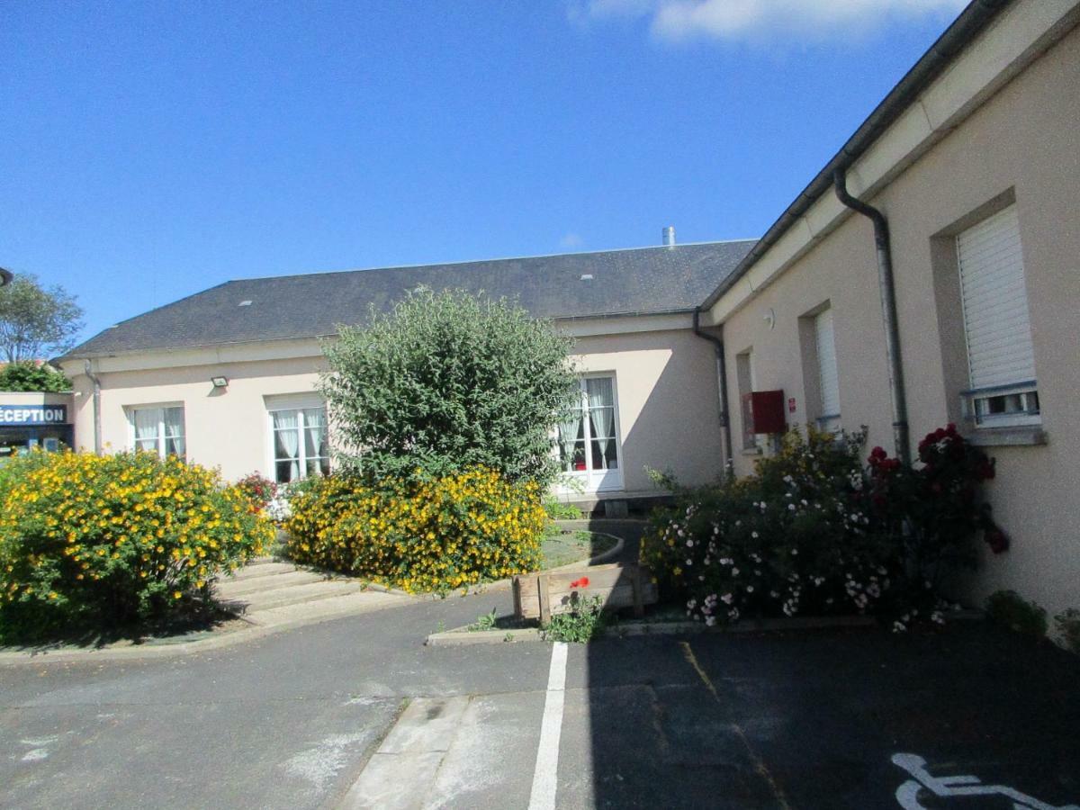 Le Clos Albert Loudun Exteriör bild
